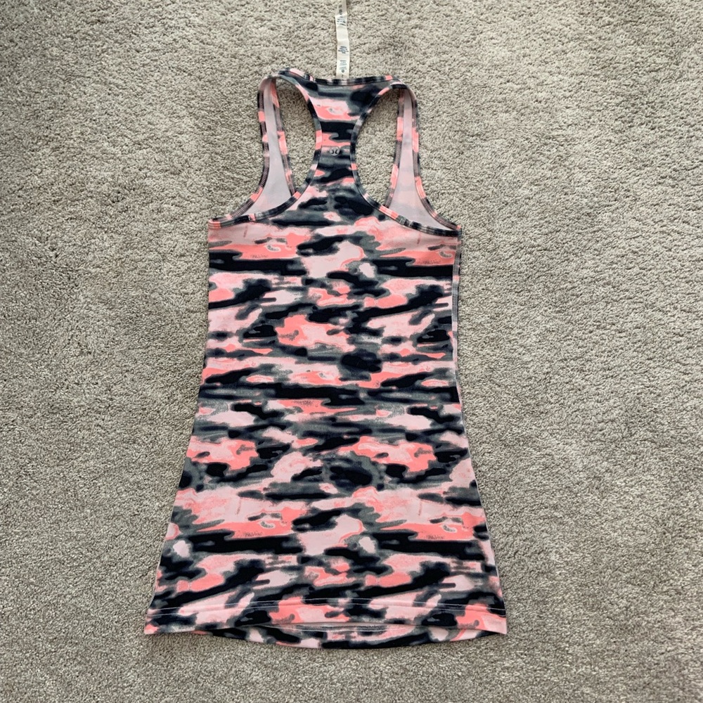 Lululemon CRB tank
